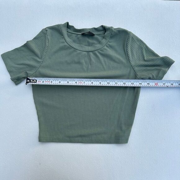 White Fox Ribbed Short Sleeve Top Green XS Casual Basic Tee - Picture 4 of 5